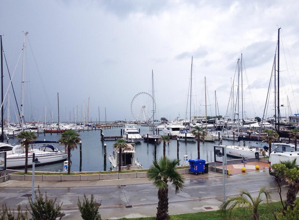 Mansarda Al Mare Villa Rimini Buitenkant foto